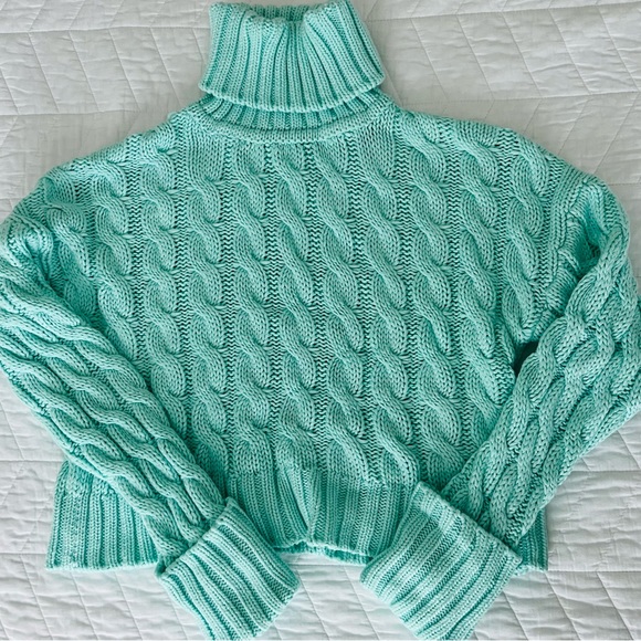 Sokie Collective Cropped Sweater - Picture 7 of 9